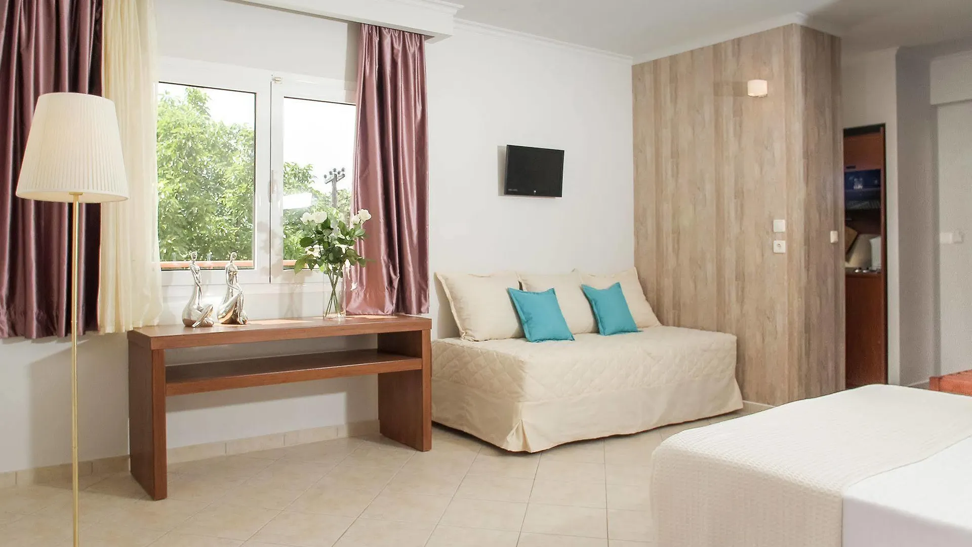 Electra Hotel Stavros