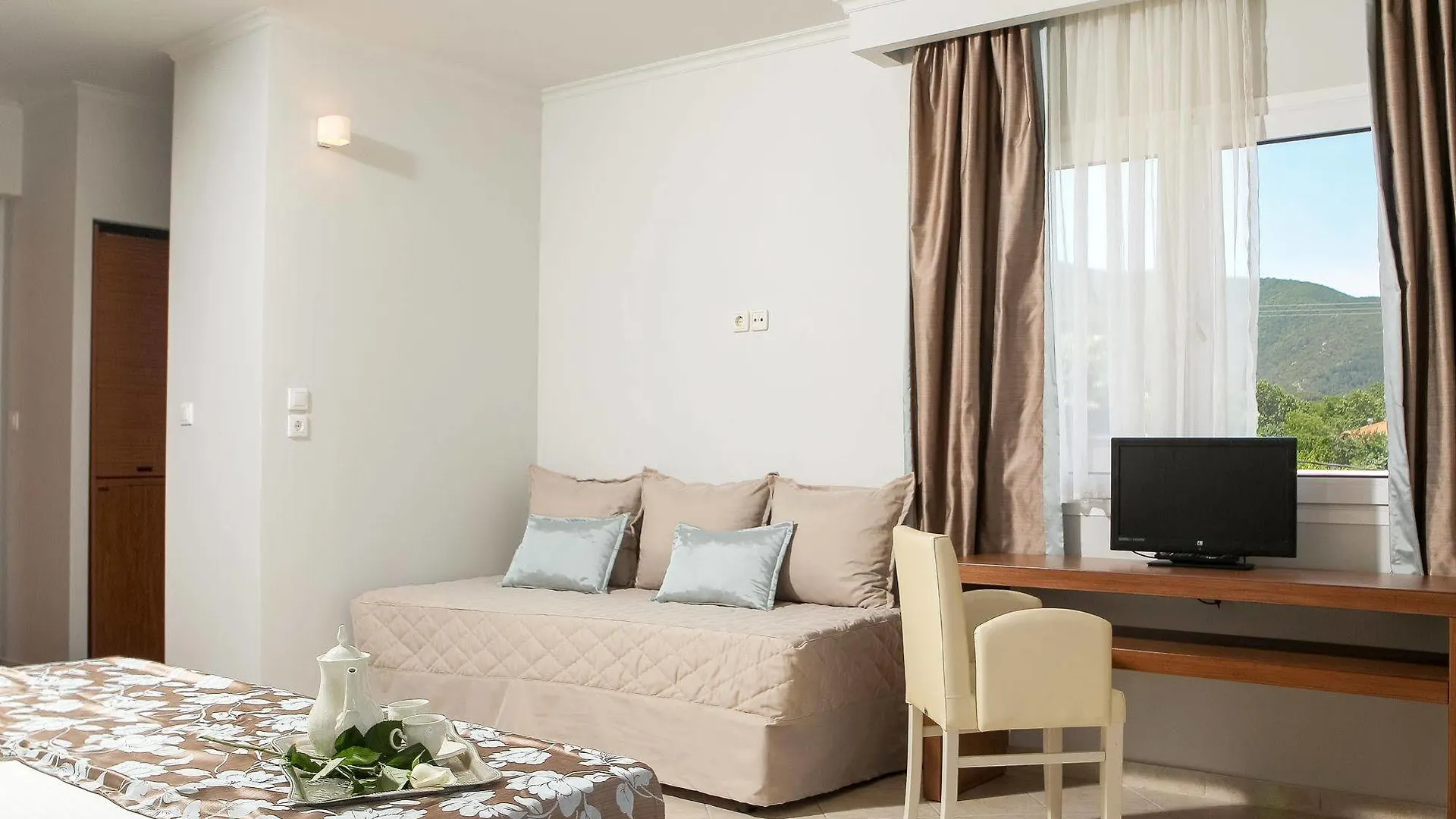 Electra Hotel Stavros